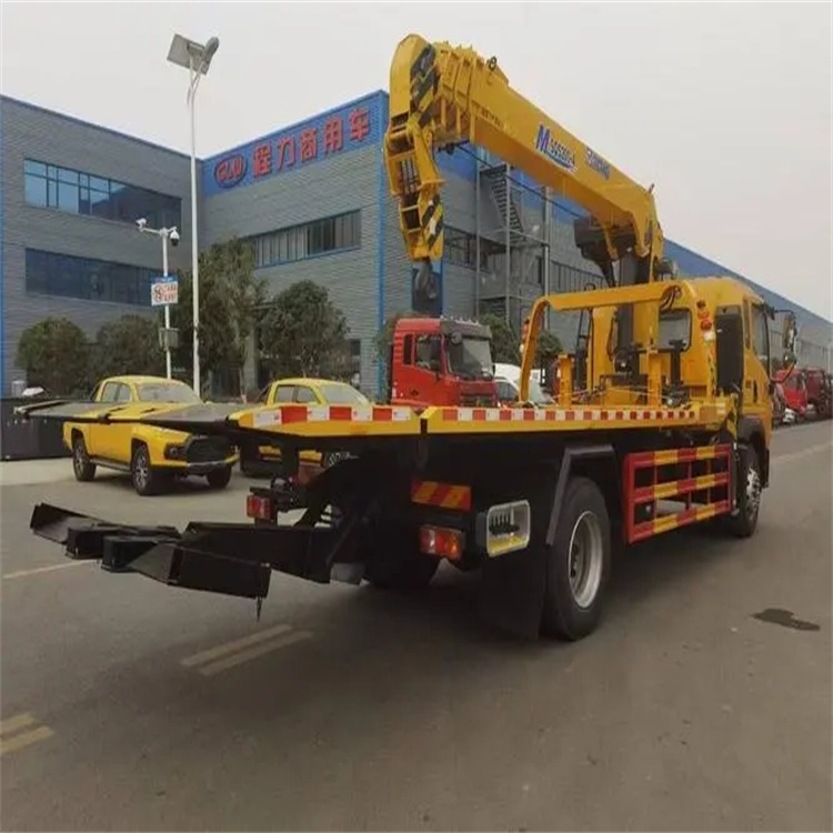 东台附近小随车吊出租电话，轻松解决搬运烦恼