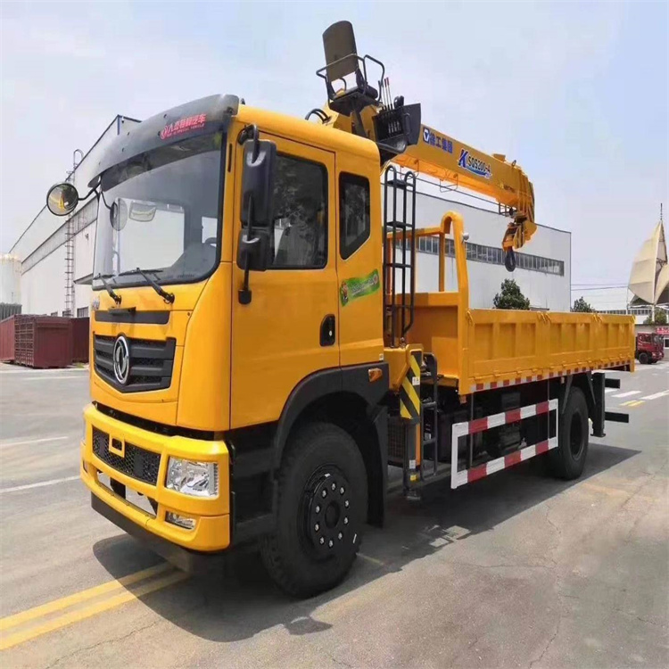 东台附近找一辆随车吊出租