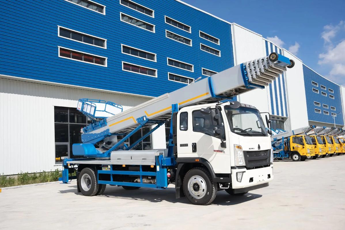 东台出租云梯车高空作业车 建筑垃圾搬运